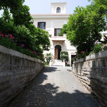 Domus Cordara - Splendido Appartamento Nel Verde Roma Exterior foto
